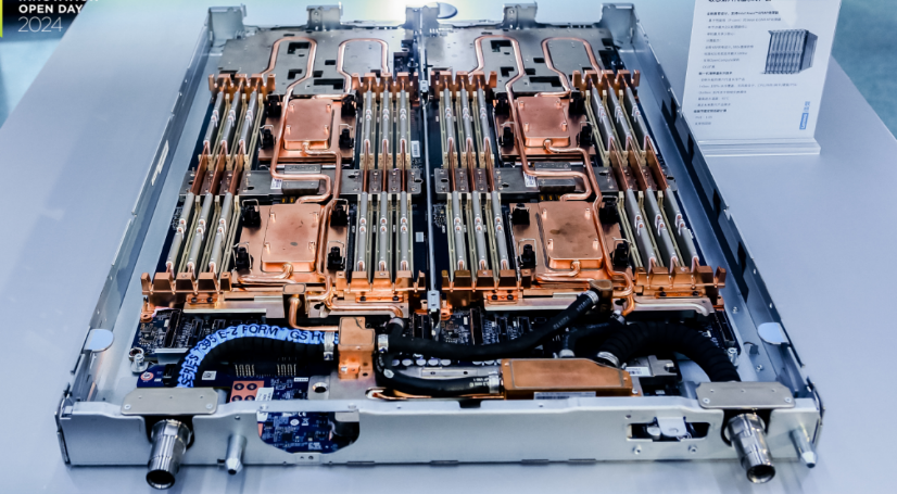 算力服務器液冷系統快接頭智慧監測應用解決方案：用“看得見的顆?！苯档瓦\維風險